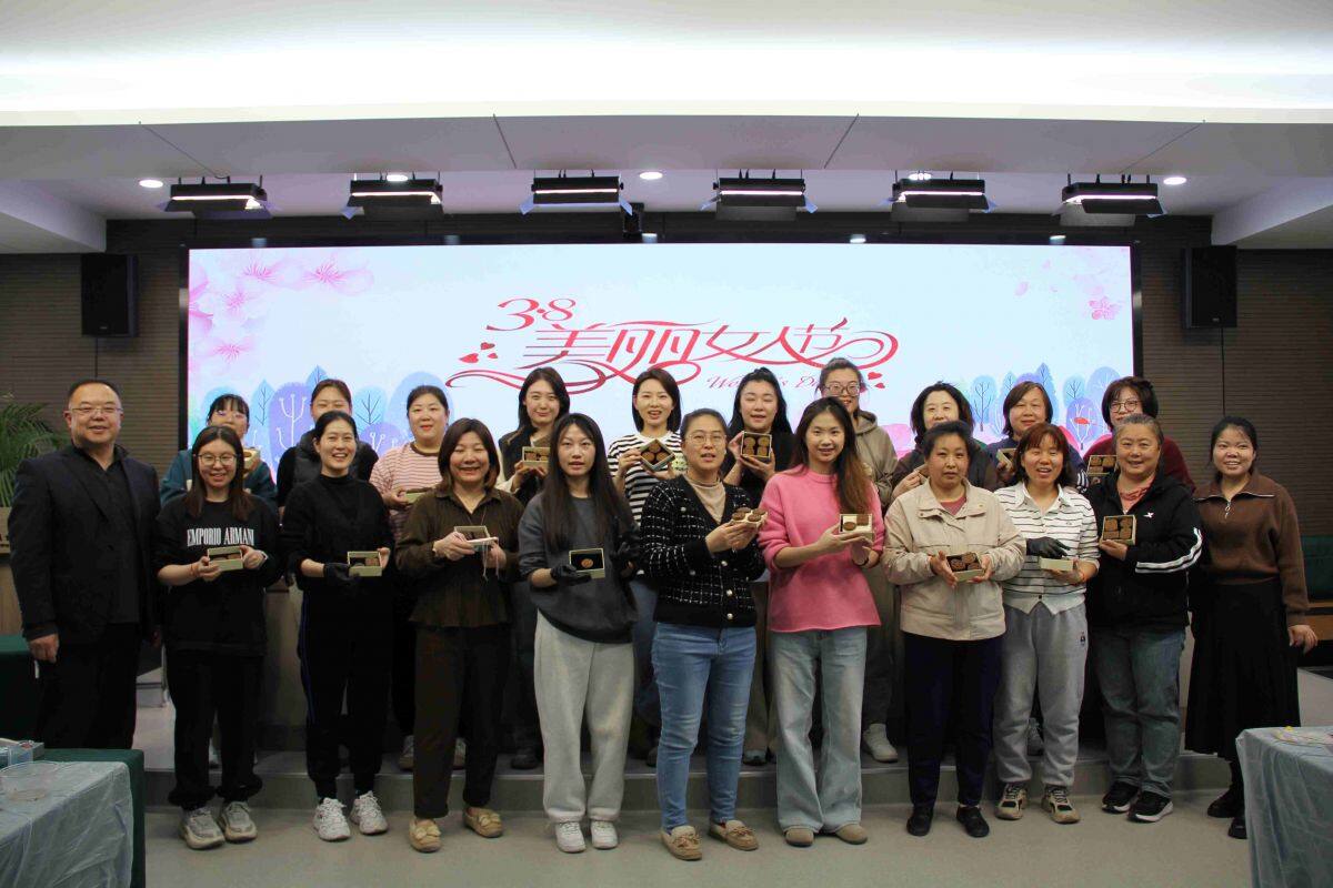 巧手制香牌 情暖三八節(jié) ——北京市電話工程有限公司組織古法香牌制作活動(dòng)