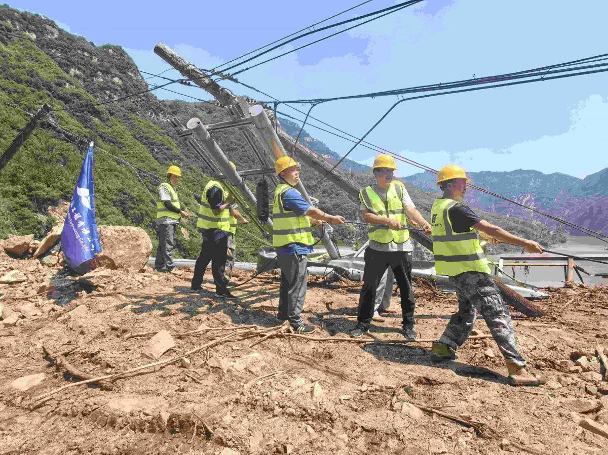 安全為盾，速度為刃：公司全力搶通通信“生命線”